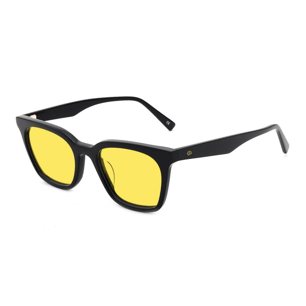 KUGO Astor Black 450nm blocking side view - Handmade blue and green light blocking sunset glasses for better sleeping, featuring eco-friendly biodegradable acetate for a stylish, sustainable look.