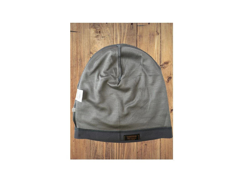 Lightweight Beanie with silver inside