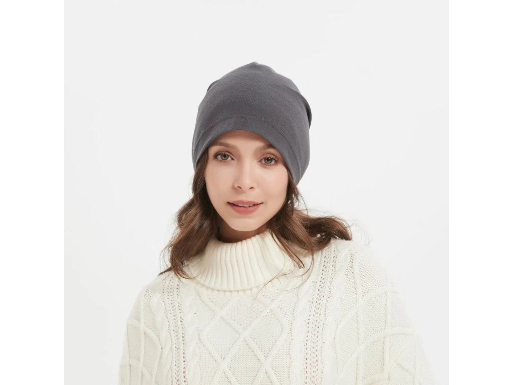 Lightweight Beanie with silver inside