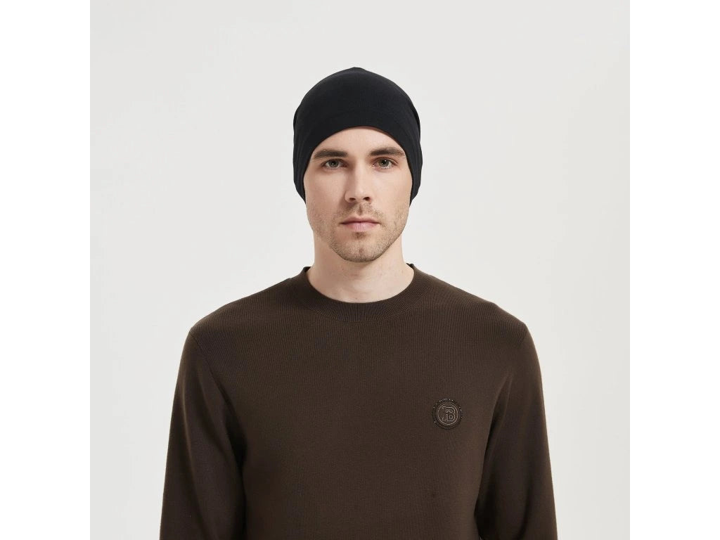 Lightweight Beanie with silver inside