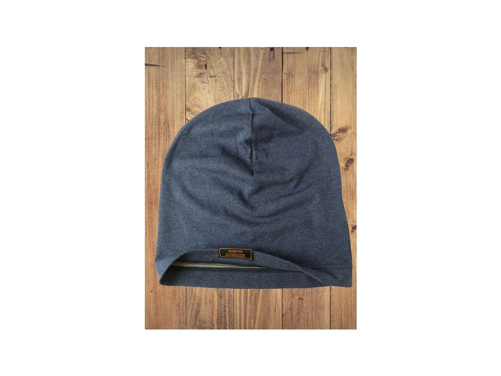 Lightweight Beanie with silver inside